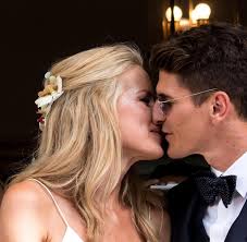 Der fußballer hat heute, 22. Mario Gomez Und Carina Wanzung Haben Geheiratet Welt