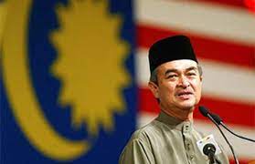 Tun hussein onn ialah perdana menteri ketiga yang gantikan tun abdul razak lepas dia meninggal dunia pada 1976. Kisah Syeikh Abdullah Fahim Datuk Perdana Menteri Ke 5