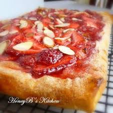 Gently spiced with cinnamon and nutmeg, and lightly sweetened with honey. Strawberry Rhubarb Tart Berries Recipes Fresh Fruit Desserts Phyllo Recipes