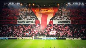 Fighting between barça and psv ultras: Ultras Hooligan On Twitter Psv Eindhoven Ultras Http T Co E4t97jtlvk