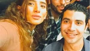 فأما قوله رواه النسائي فلم أجده في غير أحمد وأبي داود بل صرح بذلك الشوكاني فقال في نيل الاوطار (6/352): Ø¨Ø§Ù„ØµÙˆØ±Ø© ÙƒÙˆØ§Ù„ÙŠØ³ Ù…Ø­Ù…Ø¯ Ø£Ù†ÙˆØ± Ø¨Ù€ Ø£Ø²Ù…Ø© Ù†Ø³Ø¨ ØµÙˆØª Ø§Ù„Ø£Ù…Ø©