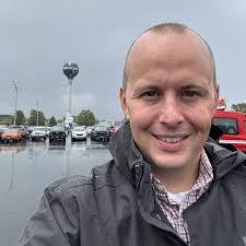 David Bustillos's Instagram, Twitter & Facebook