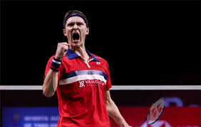 Sempat terpisah selama hampir setahun, pasangan aaron/soh kembali berduet ketika tergabung dalam skuad tim nasional bulu tangkis malaysia pada 2017. Viktor Axelsen Aaron Chia Soh Wooi Yik Carolina Marin Reach Toyota Thailand Open Finals Badmintonplanet Com