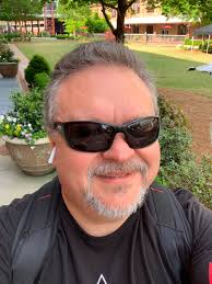 iBooks verses Kindle Books verses Paper Books