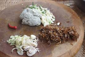 Tarantulas, fire ants and other bugs go from street food to gourmet dishes  in Cambodia