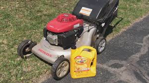 Your child must be big enough, strong enough, and have change the oil more frequently when used under heavy load or high outdoor temperatures. Changing Oil On 21 Inch Honda Push Mower Youtube