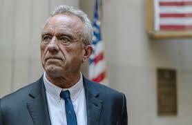 Robert F Kennedy Jr 'suspends' independent US presidential bid and throws  support behind Trump