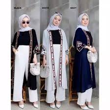 Cardigan memiliki banyak model, ada yang pendek, ada juga yang panjang. Harga Cardigan Panjang Motif Terbaik Outerwear Fashion Muslim Juni 2021 Shopee Indonesia