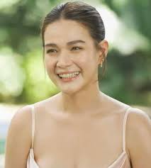 When Miss Bea Alonzo said, “Namimili ako 'di lang sa kaibigan, namimili ako  ng mga taong I surround myself with. Ayoko yung mga taong toxic. Ayoko ng  masyadong mapuri sa akin, parang