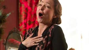 Piquante à souhait, catherine frot est f.o.r.m.i.d.a.b.l.e ! Catherine Frot La Vie Soit On La Reve Soit On L Accomplit Lci