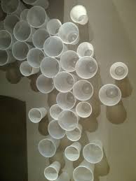 Wall Decoration Plastic Cups And Push Pins On A Gypsum Wall Super Easy And Looks Cool Boho Wall Decor Decor Gypsum Wall
