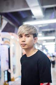 The new trends explore and experiment with colors are a big source of interest when it comes to giving if you are considering dyeing your hair, you need to keep yourself updated with the latest trends so that you can understand which hair color presents. Best Hair Colors For Men That Are Perfect For Pinoys All Things Hair Ph