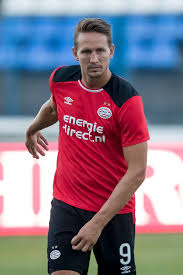 (aug 27, 1990) 6'2 190lbs. Frank De Boer Heeft Luuk De Jong Niet Nodig Foto Gelderlander Nl