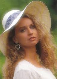 Albert Carol's Instagram, Twitter & Facebook