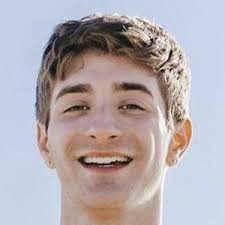 Taylor Edlin's Instagram, Twitter & Facebook