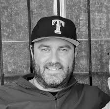 Backstage with Texas music legends @ParkerMcCollum and @PatGreenMusic.  Another sold out show for these two @dosequispavilion