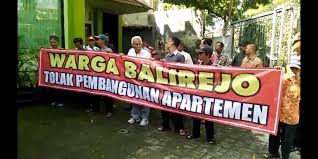 Maybe you would like to learn more about one of these? Elanto Wijoyono On Twitter Para Ketua Rt Rw Dr Rw 05 Dan Rw 06 Balirejo Kembalikan Sk Pengangkatan Sbg Pengurus Rt Rw Kpd Lurah Mujamuju 15 01 Sbg Bentuk Protes Dilanjutkannya Proses Izin Lingkungan Apartemen