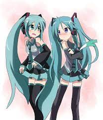 Hatsune Miku And Kagami Cosplaying As Miku I Remember This From The Ova It Was So Funny I Loved It Miku Hatsune Vocaloid Hatsune Miku Vocaloid Cosplay