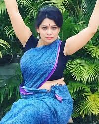 M.I.L.F armpits 🤤 armpitselfie armpitlovers armpithair armpitlove  armpittattoo armpitsweat sareeseducation