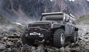 Cin Li Patton Firmasi Akil Disi Projesi Ile Jeep In Wrangler 4x4 Modelini 6x6 Versiyonuna Donusturdu Hep Beraber Jeep Wrangler 4x4 Nas Jeep Wrangler Jeep 4x4