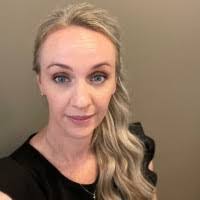 Stephanie Wing's Instagram, Twitter & Facebook