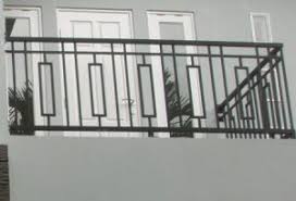 Model balkon untuk rumah mewah minimalis 2 lantai lengkap dengan desain teralis railing dan pagar balkon mini. Model Balkon Rumah Minimalis 2 Lantai Jakarta Murah