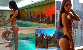 Kim Kardashian Move Over Instagram Star Jen Selter Shows Off Biggest Asset Daily Mail Online Contact outfit fashion on messenger.