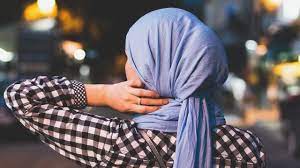 Artikel ini adalah bagian dari kampanye 1001 cara bicara, hasil kerja sama magdalene dan skata, sebuah inisitiaf digital yang membantu pemerintah. Trik Berkemas Bagi Perempuan Berhijab Agar Bawaan Traveling Tetap Ringkas Lifestyle Liputan6 Com