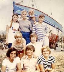 Verano azul fue una serie de televisión española producida en 1981 y dirigida por antonio mercero el final del verano llegó, y tú partirás. 18 Verano Azul Za Evo Ideas Verano Nostalgia Evo