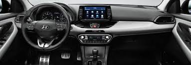 The 2018 kona's interior might disappoint those who are looking for fun and excitement inside the car. Hyundai Kona Compact Suv Revealed Price Specs Launch Date