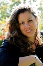 Abigail Drake's Instagram, Twitter & Facebook