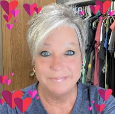 We are accepting all cash offers 👀 This has been a very hard situation for  my family after my mom passed....the land and home cannot be titled  together until lien paid off