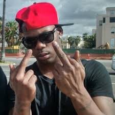 Stream Jeffrey Roach music