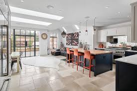 kitchens taking the centre stage at