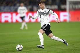 L'international togolais a inscrit un but lors de l'opposition importante face à dortmund. Foot Mercato On Twitter La Compo De L Allemagne Neuer Ginter Sule Tah Klostermann Kimmich Kroos Schulz Gnabry Werner Reus Duined Le Live Https T Co Gahin7qvgb Https T Co Vijgpnt27p