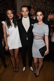 Pin By Stella Caponi On My Stars Paul Wesley Phoebe Tonkin Phoebe Tonkin Charles Michael Davis