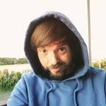 Michael Beeney's Instagram, Twitter & Facebook