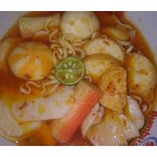 A first layer made of dough covered, within the city, by a local cheese (tuma) and anchovies or, in the region around catania, by potatoes, sausages, broccoli, and tomato sauce. Harga Seblak Seafood Terbaru Agustus 2021 Biggo Indonesia