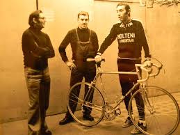 That might sound like a good thing, only the actual number of available options is so vast. Jersey Molteni Molteni Team Tracksuit Topp Magliamo 100 Merinowolle