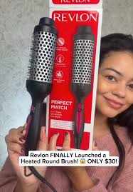 Traditional Hausa Dance Performance by Gombe Momi and Rachid Naberka