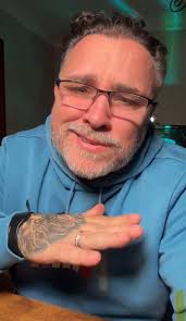 Baby i know u r there.... I just need to hear you say, "I love you John J  So I will know for sure that you got my message and that your