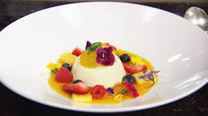 Vanilla Pannacotta With Saffron Gel Recipe Masterchef Recipes Desserts Desert Recipes
