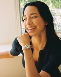 watchline_importanne Fossil 😍 Elegantan i bezvremenski. FOSSIL sat koji  spaja klasičan dizajn s modernim sjajem. Savršen dodatak za svaki stil. ✨  📄Garancija na mehanizam 2 godine. 🚚Dostava besplatna za sve gradove BiH.