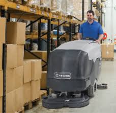 Limpeza industrial é direcionada para grandes espaços como lojas comerciais, empresas e pavimentação. Equipamentos Para Limpeza Industrial Lavadoras E Varredeiras De Pisos