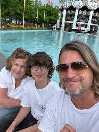 Doug Dorris's Instagram, Twitter & Facebook