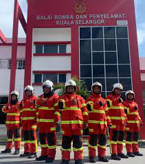 Pada 8hb januari 1977, jemaah menteri telah bersetuju dengan perubahan nama jabatan perkhidmatan bomba malaysia kepada jabatan bomba dan penyelamat malaysia dimana. New Fire Balai Bomba Dan Penyelamat Kuala Selangor Facebook