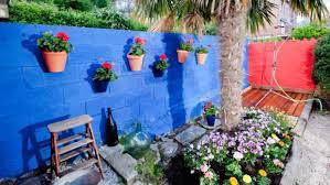 Algunas ideas para colgar macetas en la pared. Macetas Para La Pared Decogarden