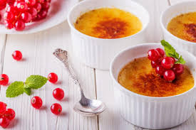 Creme Brulee Aux Groseilles La Recette En 2020 Recette Cuisine Facile Cuisine Facile Recettes De Cuisine