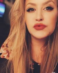 Katherine Auber's Instagram, Twitter & Facebook