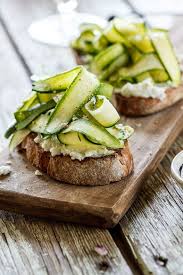 Zucchini Goat S Cheese Bruschetta Receta Cocina Saludable Recetas De Comida Comida